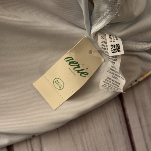 Aerie American Eagle Printed Ruffle Scoop Bikini Top Floral Women's  Size XL NWT - Picture 5 of 6